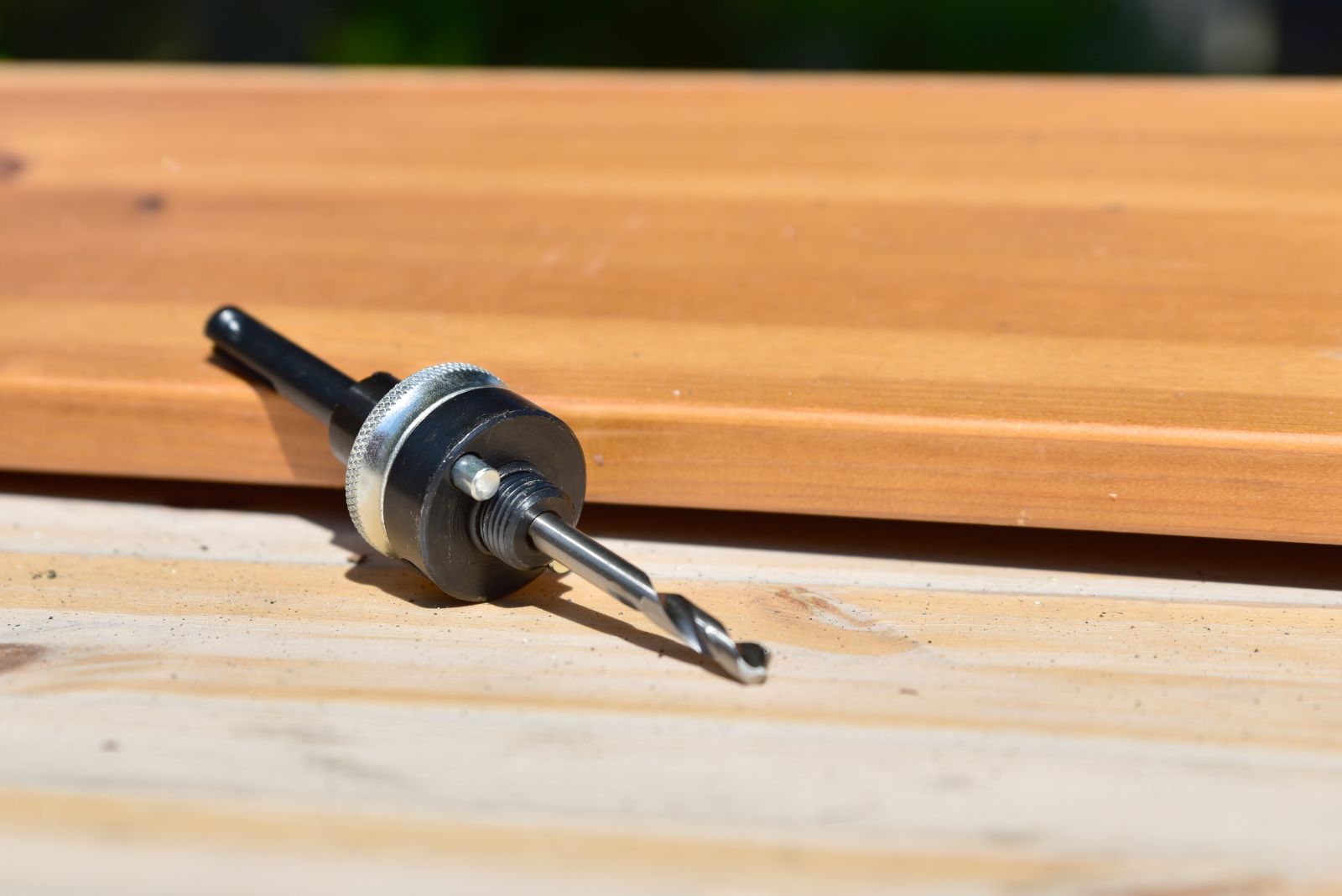 Best saw for cutting on sale holes in wood